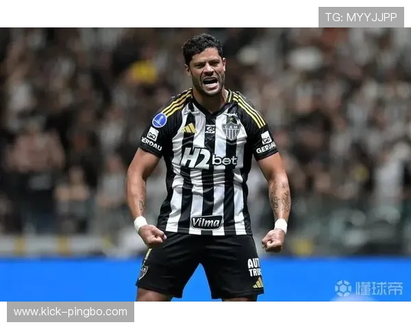 撕开防线远射施压胡尔克本季较上季更像中锋